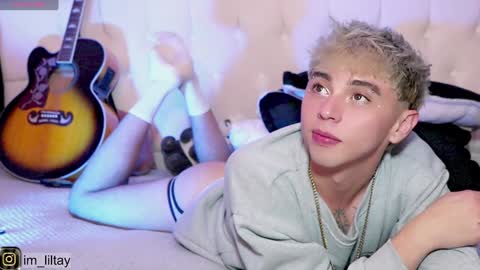 TAY   online show from January 5, 8:21 pm