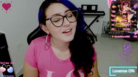 Snapshot of blue_dance chatting on October 26, 4:51 am susan online show from October 26, 4:51 am