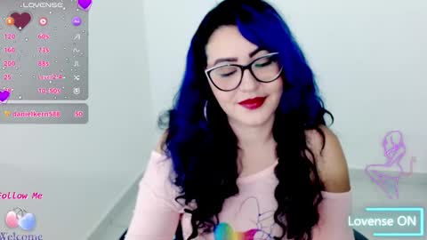 Snapshot of blue_dance chatting on November 29, 4:15 am susan online show from November 29, 4:15 am