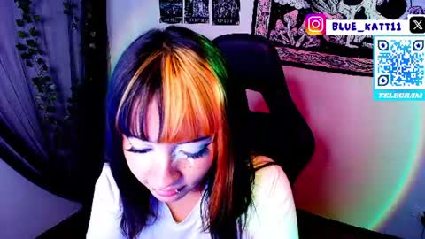 Snapshot of blue_katt chatting on June 25, 5:12 am blue katt online show from June 25, 5:12 am