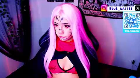 Snapshot of blue_katt chatting on July 2, 1:27 am blue katt online show from July 2, 1:27 am