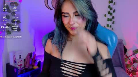 blue_kittenn online show from September 26, 4:27 am