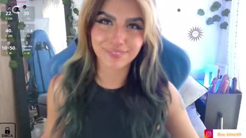 blue_kittenn online show from February 12, 10:05 pm