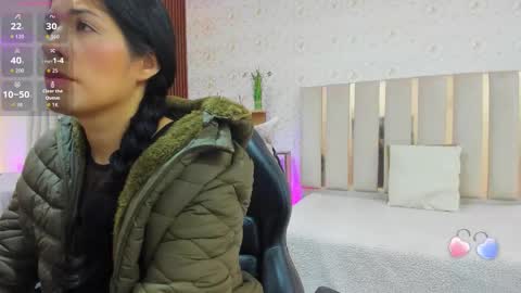 Snapshot of blue_tay1 chatting on September 30, 12:10 pm blue_tay1 online show from September 30, 12:10 pm