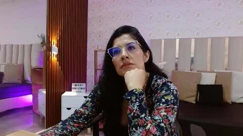 Snapshot of blue_tay1 chatting on November 14, 12:15 pm blue_tay1 online show from November 14, 12:15 pm