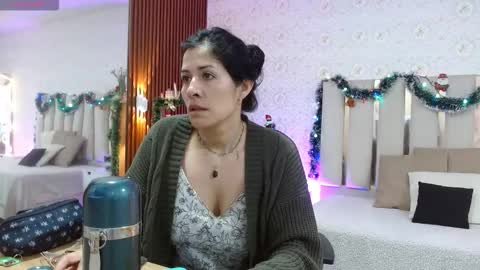 Snapshot of blue_tay1 chatting on November 25, 11:10 am blue_tay1 online show from November 25, 11:10 am