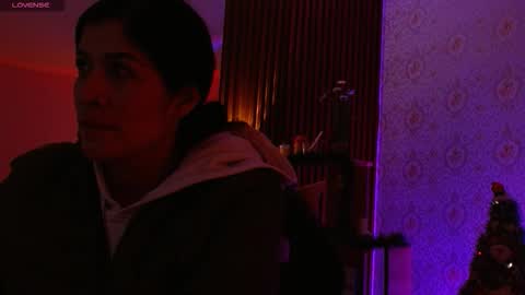 Snapshot of blue_tay1 chatting on December 4, 11:41 am blue_tay1 online show from December 4, 11:41 am