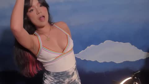 Blue online show from October 18, 7:53 am