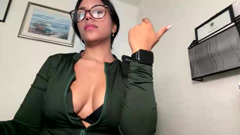 blueaby1 online show from February 11, 2:55 pm