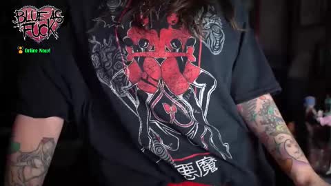 Blue online show from November 26, 2:01 am