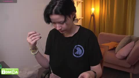 Snapshot of bluebeell chatting on September 14, 8:52 pm bluebeell online show from September 14, 8:52 pm