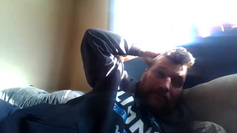 bluedemoneyes1986 online show from February 25, 4:00 pm