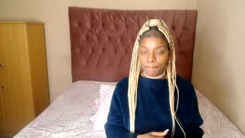 Snapshot of bluedi622952 chatting on August 3, 9:26 am Tee online show from August 3, 9:26 am