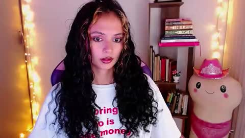 Im Abril .. Nice to meet you  thumb up me please its important  INDEPENDENT MODEL online show from November 10, 1:59 am