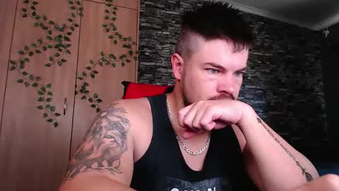 blueeyeboy0 online show from December 3, 8:12 am