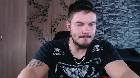 Snapshot of blueeyeboy0 chatting on May 14, 8:43 am blueeyeboy0 online show from May 14, 8:43 am