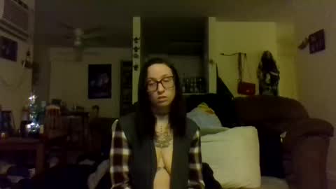 Blueeyedbeauty online show from December 18, 12:38 am