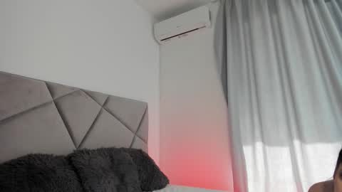 blueeyeslexxxy online show from March 3, 7:58 am