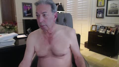 Snapshot of blueisles chatting on January 3, 9:26 pm blueisles online show from January 3, 9:26 pm