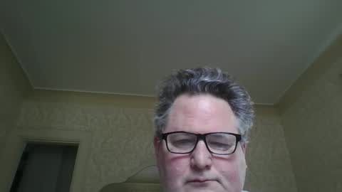 Snapshot of bluemoose70 chatting on March 28, 4:50 pm bluemoose70 online show from March 28, 4:50 pm