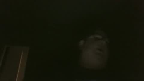 Snapshot of bluemoose70 chatting on April 20, 12:46 am bluemoose70 online show from April 20, 12:46 am