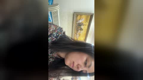 Snapshot of bluesilk_sins chatting on December 17, 4:57 pm bluesilk_sins online show from December 17, 4:57 pm