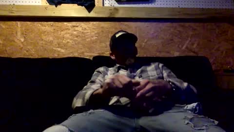 Blueyedbama33 online show from January 1, 3:35 pm