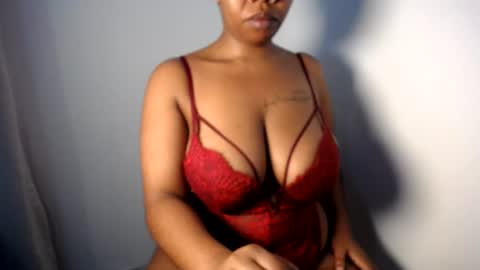 Snapshot of blueyivy chatting on July 30, 7:51 am Babygirl online show from July 30, 7:51 am