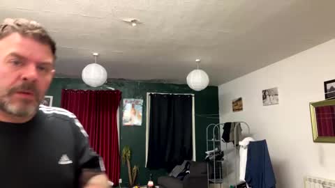 Blueyloey online show from December 15, 12:51 am