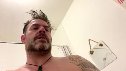 Blueyloey online show from January 8, 3:29 am