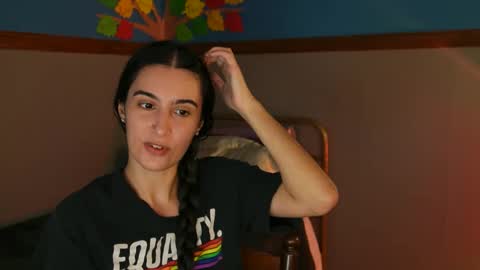 Snapshot of bluntbabe chatting on December 7, 4:31 am Sasha online show from December 7, 4:31 am