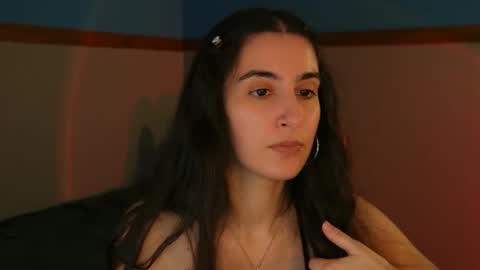 Snapshot of bluntbabe chatting on February 1, 2:05 am Sasha online show from February 1, 2:05 am