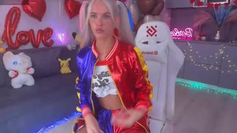 Mikki chan online show from February 14, 8:42 am