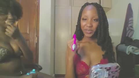 Belle online show from March 6, 9:22 pm