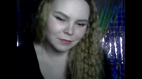 Snapshot of blushing_star chatting on March 7, 5:28 pm blushing_star online show from March 7, 5:28 pm
