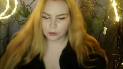 blushing_star online show from January 10, 8:38 am