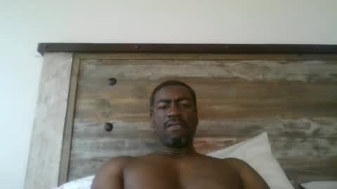 bluuthunder1914 online show from September 30, 5:51 pm