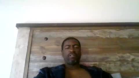 bluuthunder1914 online show from April 22, 2:29 pm