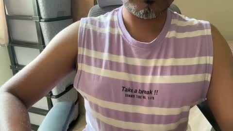 Snapshot of bmporn87 chatting on February 25, 10:04 am Horny Ben online show from February 25, 10:04 am