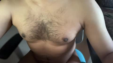 Snapshot of bmporn87 chatting on June 9, 10:27 am Horny Ben online show from June 9, 10:27 am