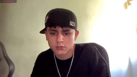 Bob  INDEPENDENT MODEL online show from December 8, 6:39 pm