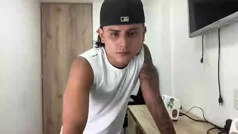 Bob  INDEPENDENT MODEL online show from October 12, 3:16 am