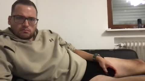 bobbele94 online show from October 28, 7:49 pm