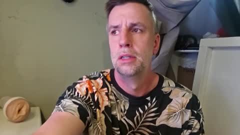 Snapshot of bobberman78 chatting on May 17, 9:44 pm Dan online show from May 17, 9:44 pm