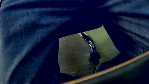 Snapshot of bobbie420_ chatting on December 28, 2:43 am bobbie420_ online show from December 28, 2:43 am