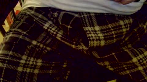 Snapshot of bobbie420_ chatting on January 11, 2:52 am bobbie420_ online show from January 11, 2:52 am