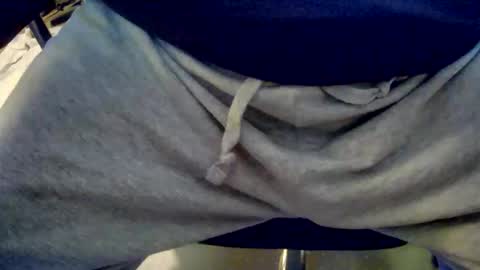 Snapshot of bobbie420_ chatting on December 16, 3:00 am bobbie420_ online show from December 16, 3:00 am