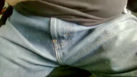 Snapshot of bobbie420_ chatting on April 11, 1:43 am bobbie420_ online show from April 11, 1:43 am