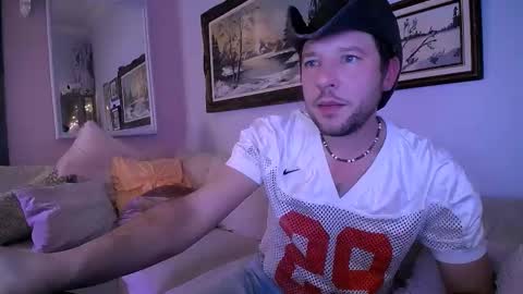 Bobby and Sadie online show from January 9, 6:16 am