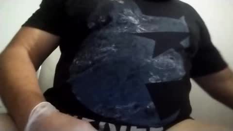 Snapshot of bobbybrando77 chatting on October 24, 4:31 am Bobbys Dick Beatdown online show from October 24, 4:31 am